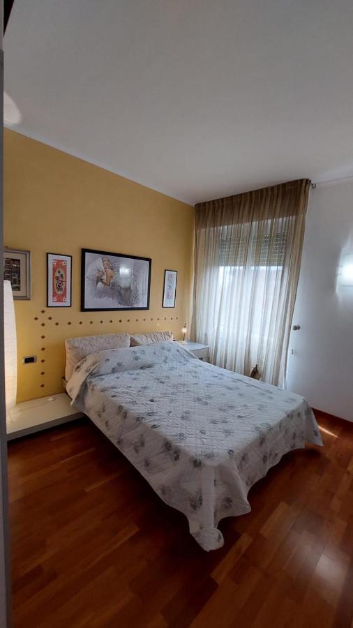 Sapore Di Mare Apartment Монтероссо-аль-Маре Экстерьер фото