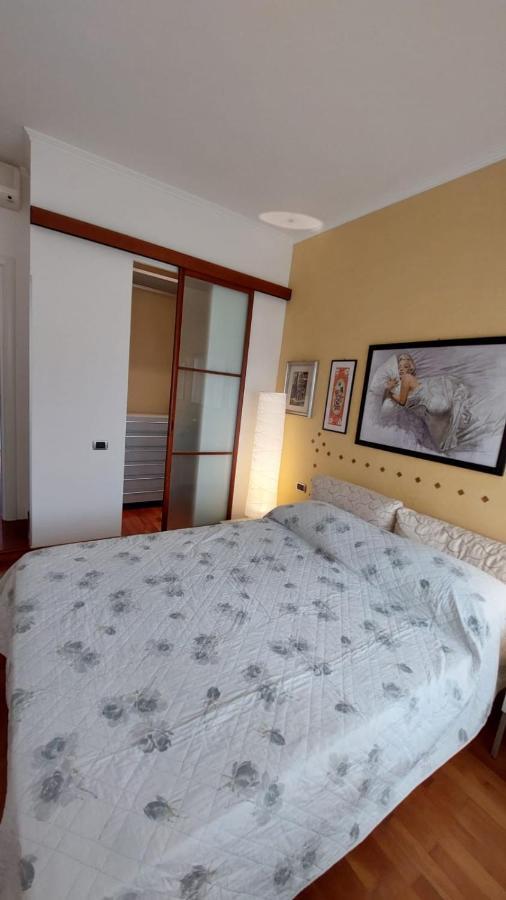 Sapore Di Mare Apartment Монтероссо-аль-Маре Экстерьер фото